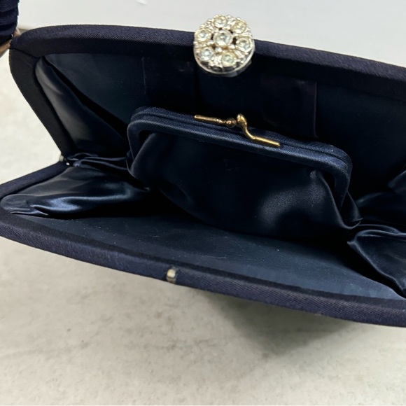 Vintage dark, navy blue frame handbag purse, rhinestone clasp - Picture 7 of 9